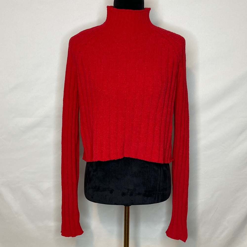 American Eagle Red Chenille Knit Mock Neck Long-Sleeve Cropped Sweater